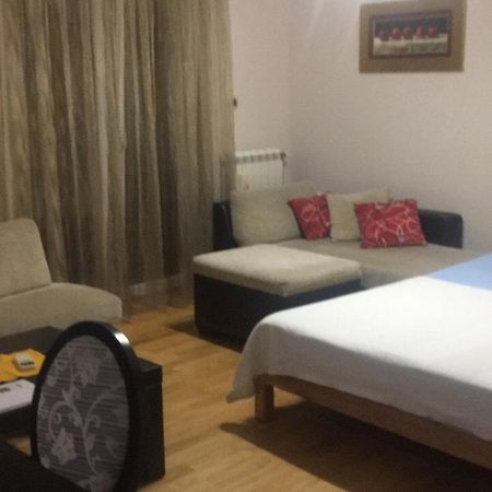 נובי סאד Apartman Snow White מראה חיצוני תמונה